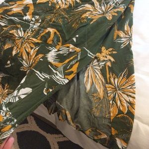H&M Dresses - Tropical midi side slit dress H&M Dresses - Tropical midi side slit dress